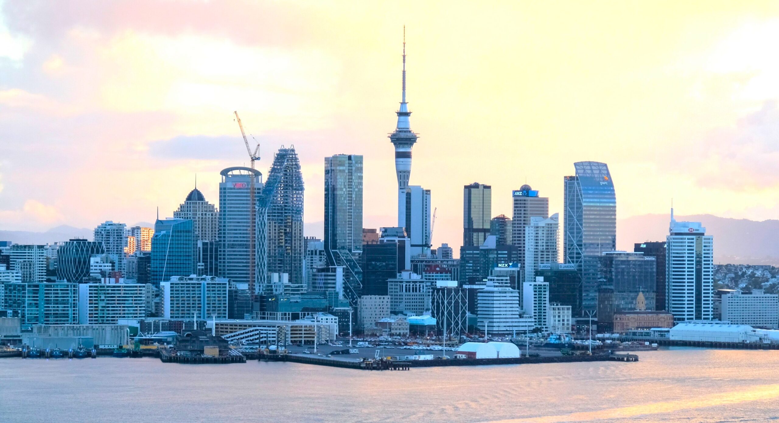 New Zealand Entrepreneur Work Visa + Active Investor Plus Visa 2026: requirements, costs, who qualifies